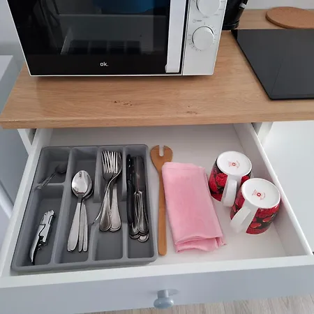 アパート In Center モンス