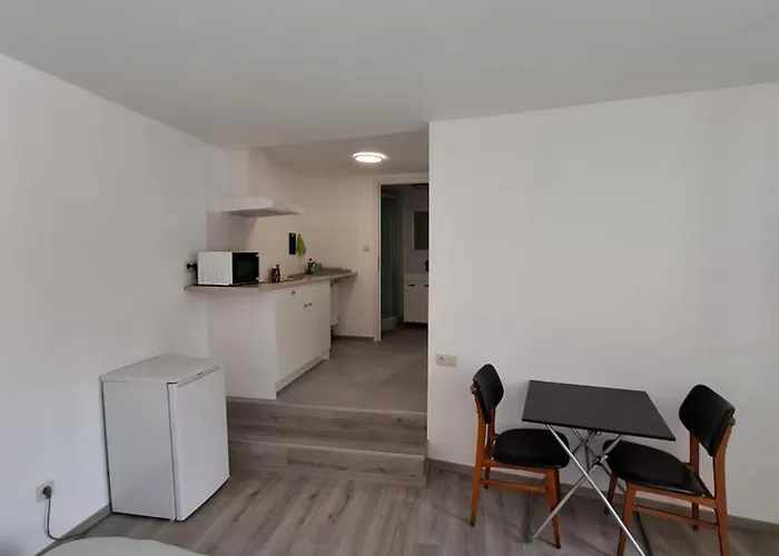 In Center Apartman Mons